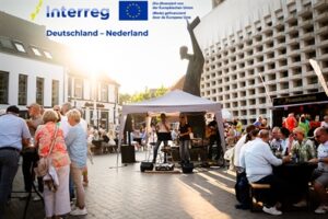 Ahauser Feierabendmarkt “Motto Europa“ – Genuss verbindet Kulturen @ am Mahner